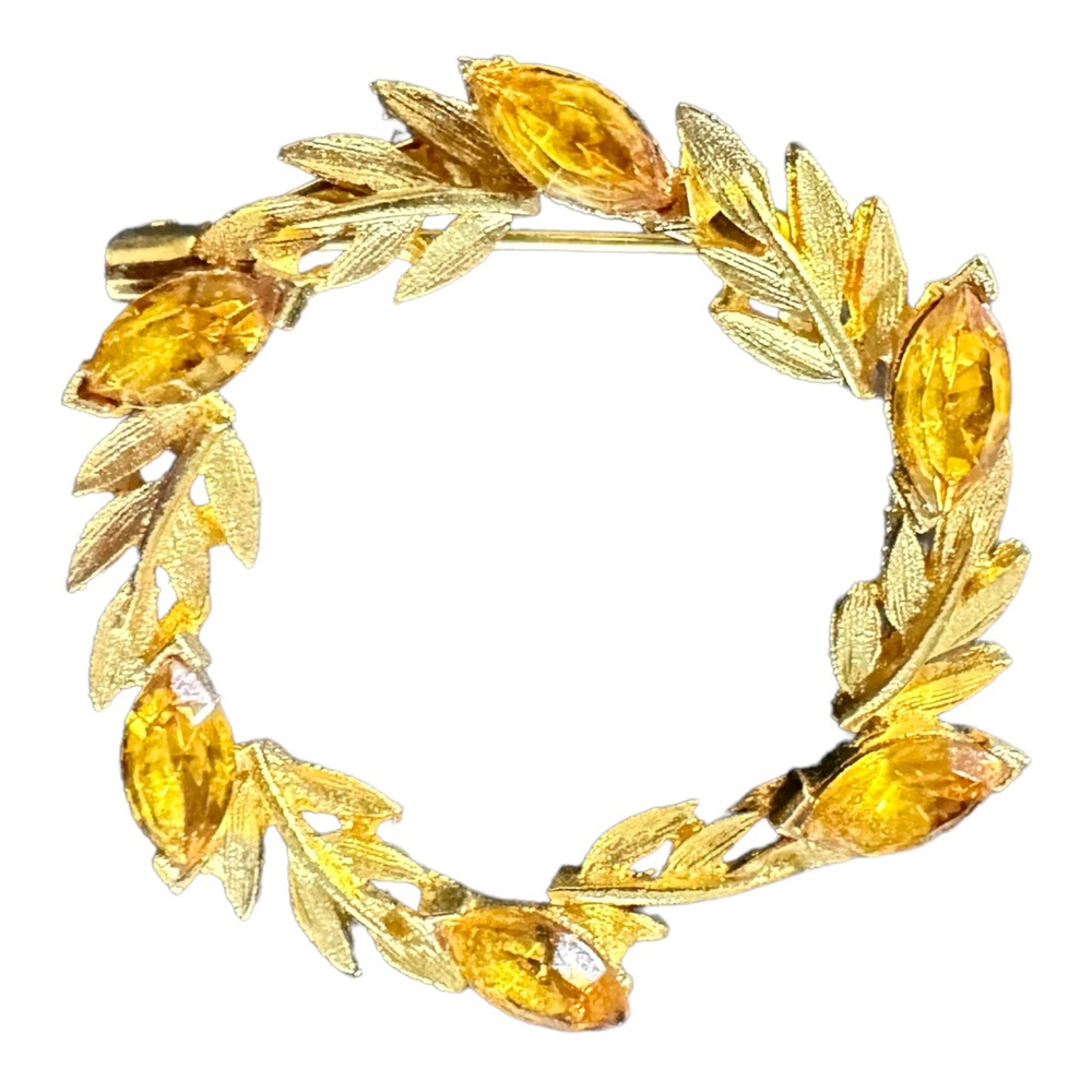 Estate Jewelry Vintage Citrine Round Brooch 1 1/4 Beautiful Leaf Wreath Gold Pin